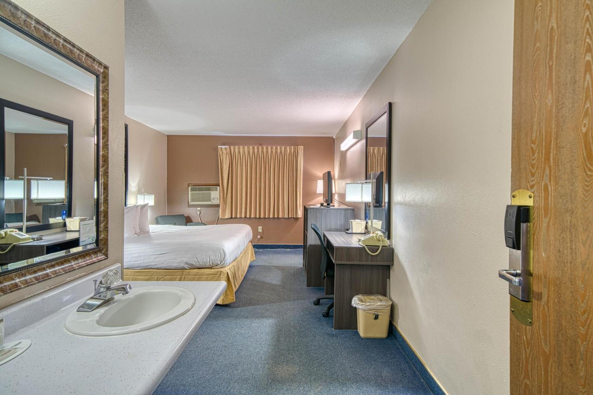 Hotel Super 8 By Wyndham Sturgis Zewnętrze zdjęcie
