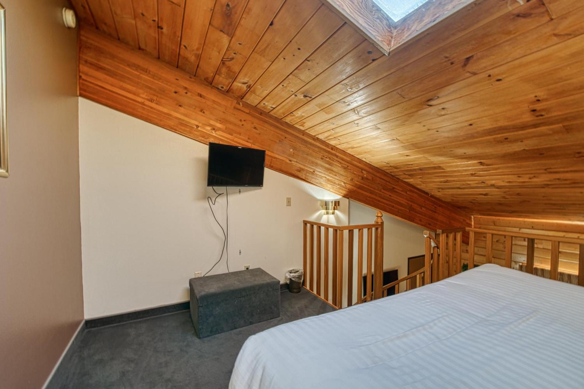 Hotel Super 8 By Wyndham Sturgis Zewnętrze zdjęcie